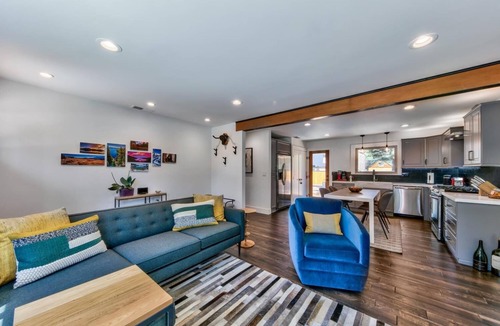 Tahoe Paradise House | LodgeChic - Pet friendly, Hot Tub