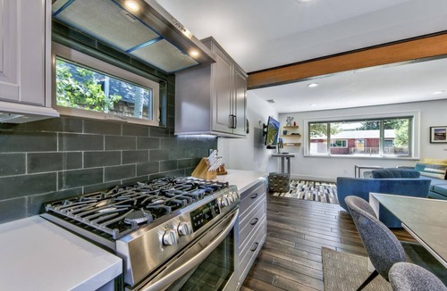 Tahoe Paradise House | LodgeChic - Pet friendly, Hot Tub