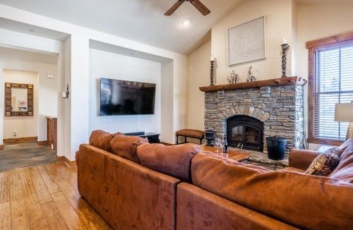 Mammoth Lakes House | Lodges 1193