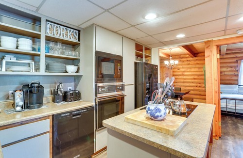 Cottonwood Cabin | Log Cabin Retreat with Pool and Vineyard Views
