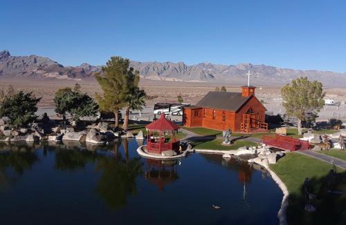 Amargosa Valley Hotel | Longstreet Inn & Casino