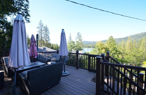 Bass Lake House | Longview