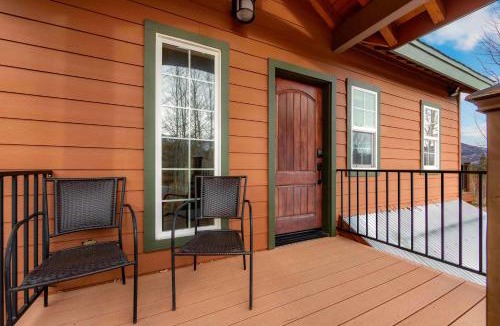South Lake Tahoe House | Lookout Point - Retreat for 6