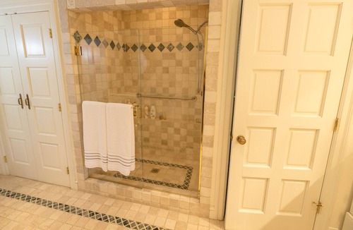 Los Altos Hills House | Los Altos Hills Getaway!