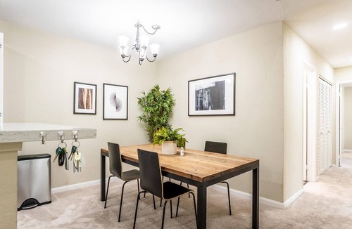 Centerville Condo | Lovely 2BR in Fremont with Parking