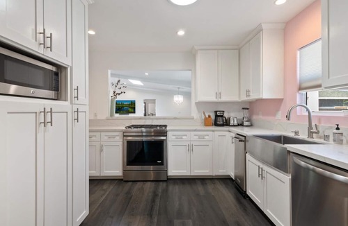 North Hollywood House | Lovely Home with Patio By Universal & Hollywood - Casa Rosa