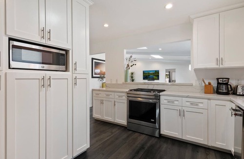 North Hollywood House | Lovely Home with Patio By Universal & Hollywood - Casa Rosa