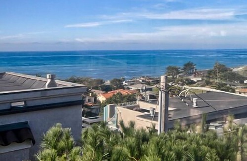 Park Hill House | Lovely Panoramic Views