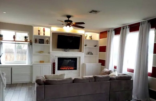 Roosevelt House | Lovely Spacious Home w/Private Garden, Pool & BBQ