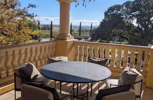 San Miguel Villa | Luxe Romantique Villa – Full East Side with Pool