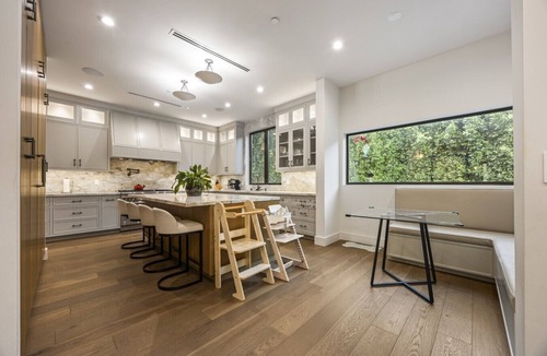 Encino House | Luxurious Encino Gem | Pool, Spa, Cinema & More