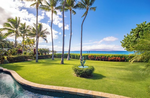 Wailea House | Luxurious Oceanfront Sandy Beach Estate on Makena Beach-6BR/6.5BA 8,030 Sq Ft