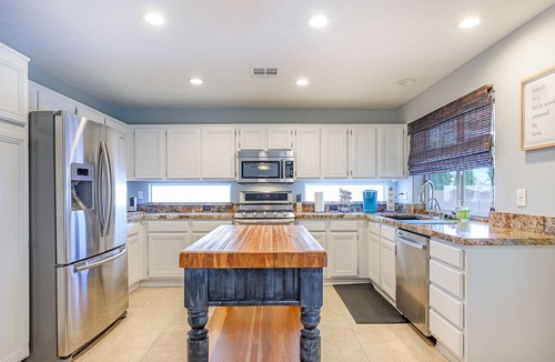 Paradise Hills House | Luxurious Pool Home mins from LV Strip!