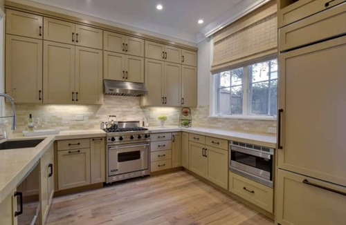 The Villas House | Luxury 2-bedroom townhome with AC in San Jose