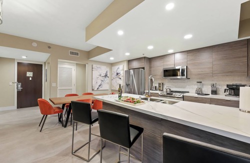 Lake Las Vegas Condo | Luxury and Elegance! Panoramic views of Lake