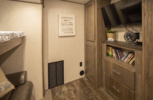 Pismo Beach House | Luxury Beachfront 42 ft. Home on Wheels with Bunk Room & Loft