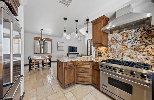 Corona del Mar House | Luxury Coastal Home with Rooftop Deck & Ocean Views in Newport Beach