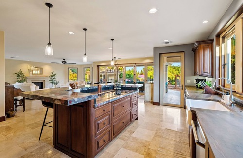 Templeton Villa | Luxury Estate Pool, Spa, Casita Sleeps 12