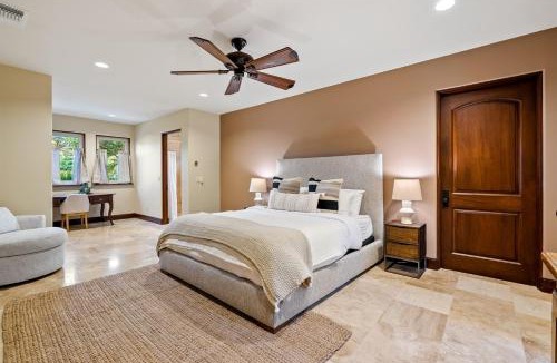 Templeton Villa | Luxury Estate Pool, Spa, Casita Sleeps 12
