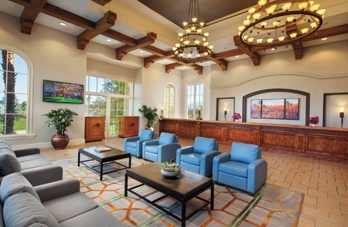 Palm Desert Hotel | Luxury Guest Room @ Marriott’s Shadow Ridge I Resort in Palm Desert