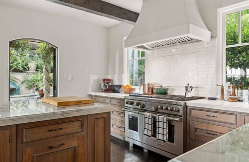 Hollywood Hills West House | Luxury Hollywood Hills Retreat