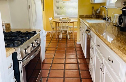 Clarkdale House | Luxury Home In a Family Friendly Location With Private Garden