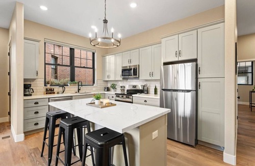 Midtown Apartment | Luxury Living Modern Midtown Ensuite Baths & Patio