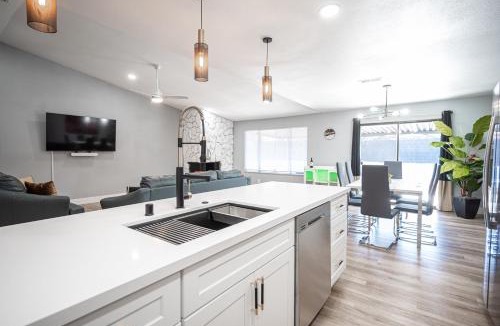 Summerlin House | Luxury Retreat The Vegas Edition