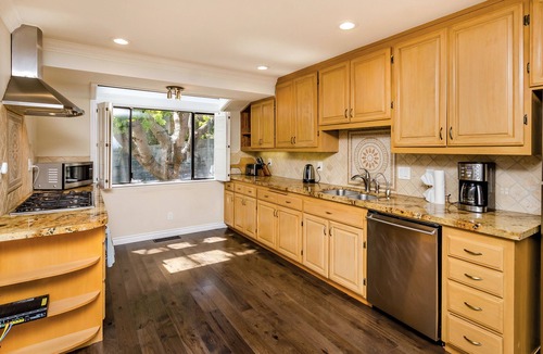 South San Mateo House | Luxury San Francisco Bay Area View House