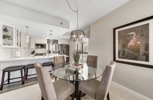 Lake Las Vegas Condo | Luxury Suite: Wake to Lake & Pool Views