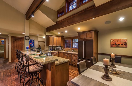 Dollar Point House | Luxury Tahoe City Home, Hot Tub, Pool Table, Ensuite Bathrooms