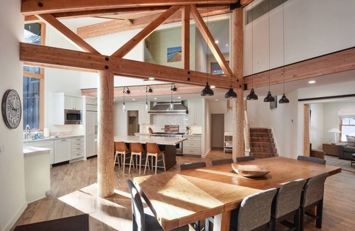 Tahoe City Cabin | Luxury Tahoe Family Lodge