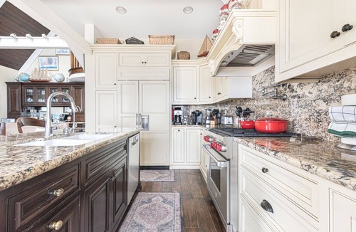 Santa Ana Heights House | Luxury Tri-Level Beachfront Home w/AC, Panoramic Ocean Views, Directly on the Sand!