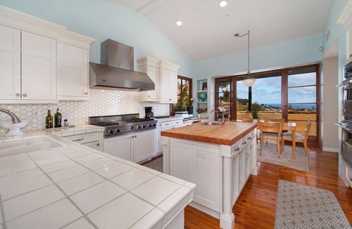 Emerald Bay House | Luxury Vacation in Emerald Bay, Laguna Beach - The Premier Private Beach Enclave
