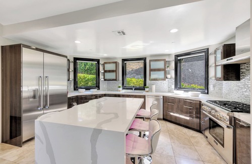 Hollywood Dell Villa | Luxury Villa W/Spectacular Hollywood Hills View