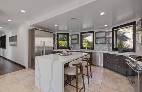 Hollywood Dell Villa | Luxury Villa W/Spectacular Hollywood Hills View