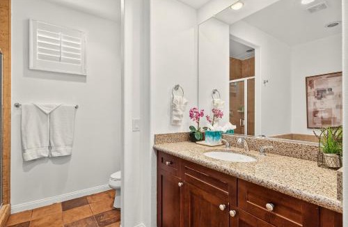La Quinta Hotel | LV035 Downstairs Pet-Friendly Legacy Villas Studio