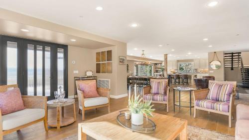 Atascadero House | Main House by AvantStay
