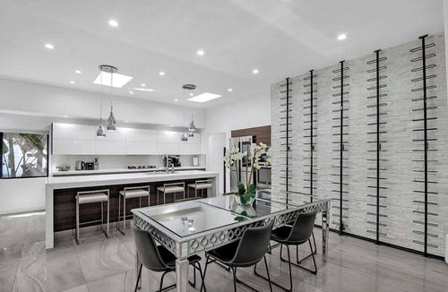 Greater Wilshire - Hancock Park Villa | Mansfield Modern - Upscale LA Hideaway with Pool & Close to The Grove