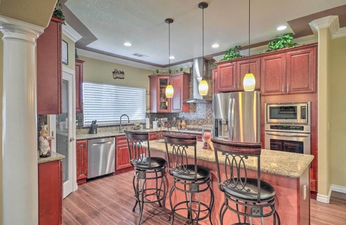 Manteca House | Manteca Home w/Gated Yard ~ 2 Mi to Downtown