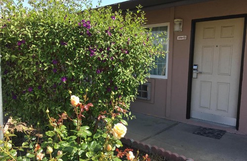 Los Banos Hotel | Maple Inn and Suites Los Banos