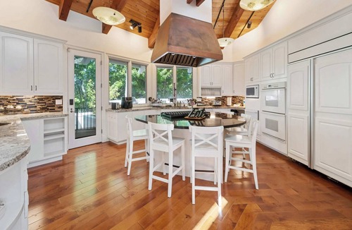 Moraga House | @ Marbella Lane - 3BR Charming Hillside Retreat
