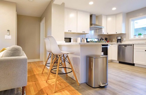 Newhall House | @ Marbella Lane - 3BR SFR 2Floor | DTWN SJ | Ldry