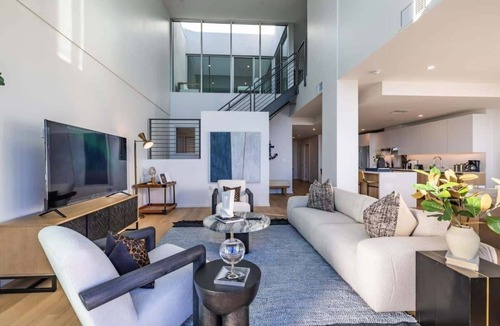 Waterfront Apartment | @ Marbella Lane - Luxurious 3BR Penthouse