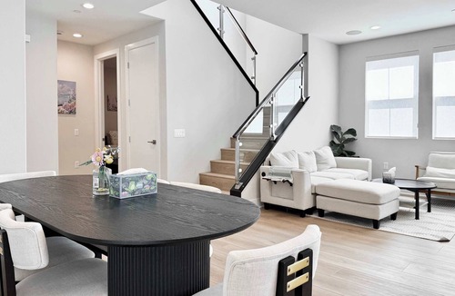 Placentia House | Marbella Lane Spacious 4BR Modern Family Home!