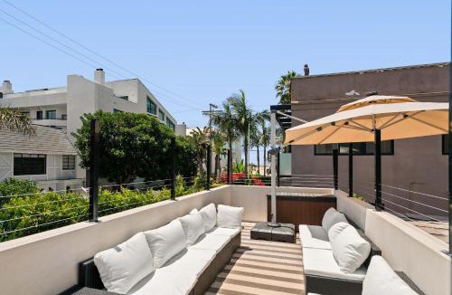 Marina Peninsula House | Marina del Rey 4BR Near Beach by Colby and Conrad
