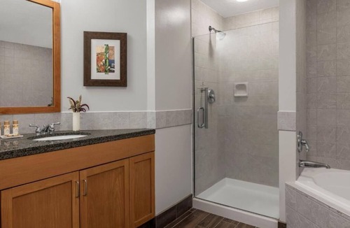 Lakeside Park Hotel | Marriott Grand Residences Hotel - Guest Room, beautiful cozy room.