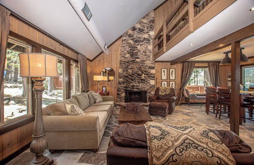 Tahoma House | McKinney Cove by Hauserman Rentals