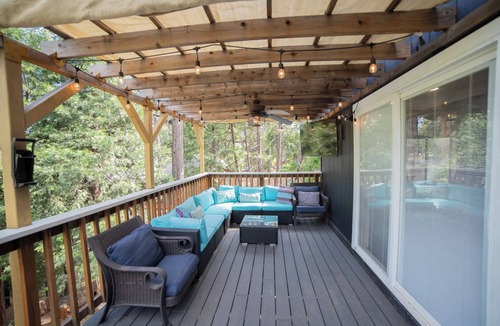 Sierra Village House | Mi-Wuk Mountain House | Getaway in the Pines