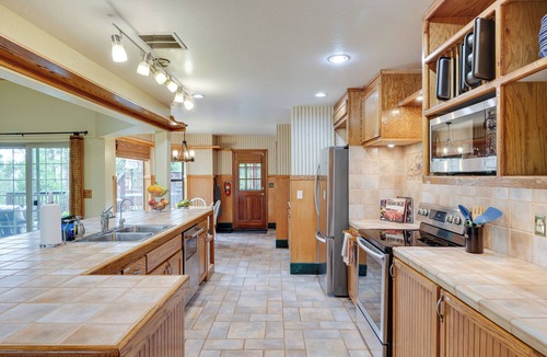 Sierra Village Cabin | Mi-Wuk Village Vacation Rental w/Multi-Level Deck